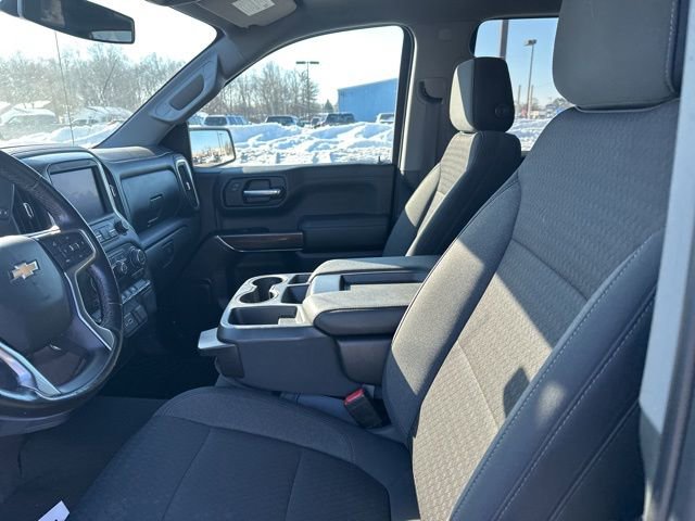 Used 2022 Chevrolet Silverado 1500 LT image 11
