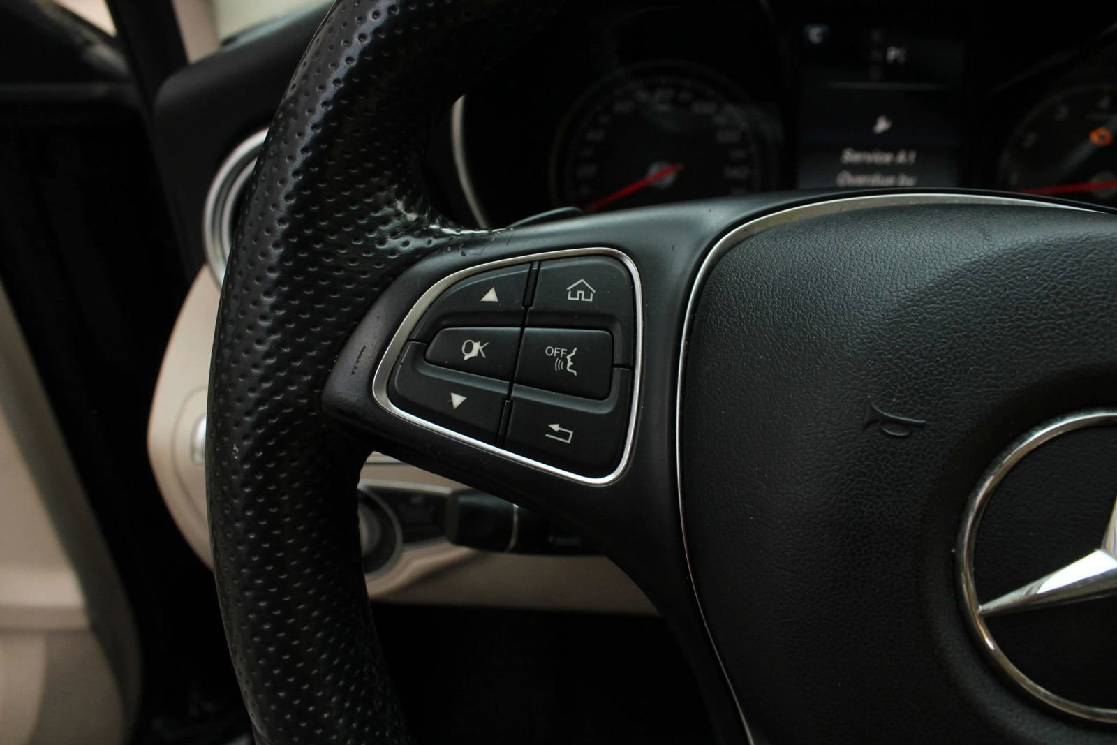 Used 2017 Mercedes-Benz C 300 4MATIC Sedan w/ Premium 1 Package image 32