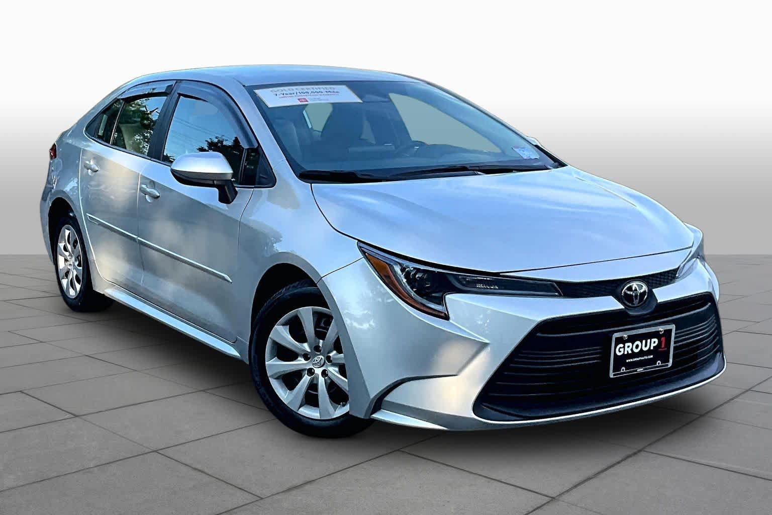 Certified 2023 Toyota Corolla LE FWD image 3