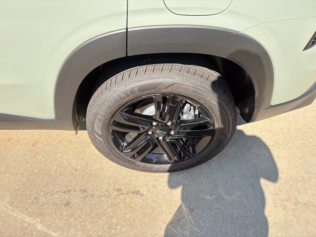New 2026 Chevrolet Trax ACTIV w/ Sunroof Package FWD image 48