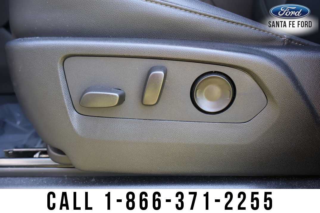 Used 2024 Chevrolet Tahoe LT AWD/4WD image 20