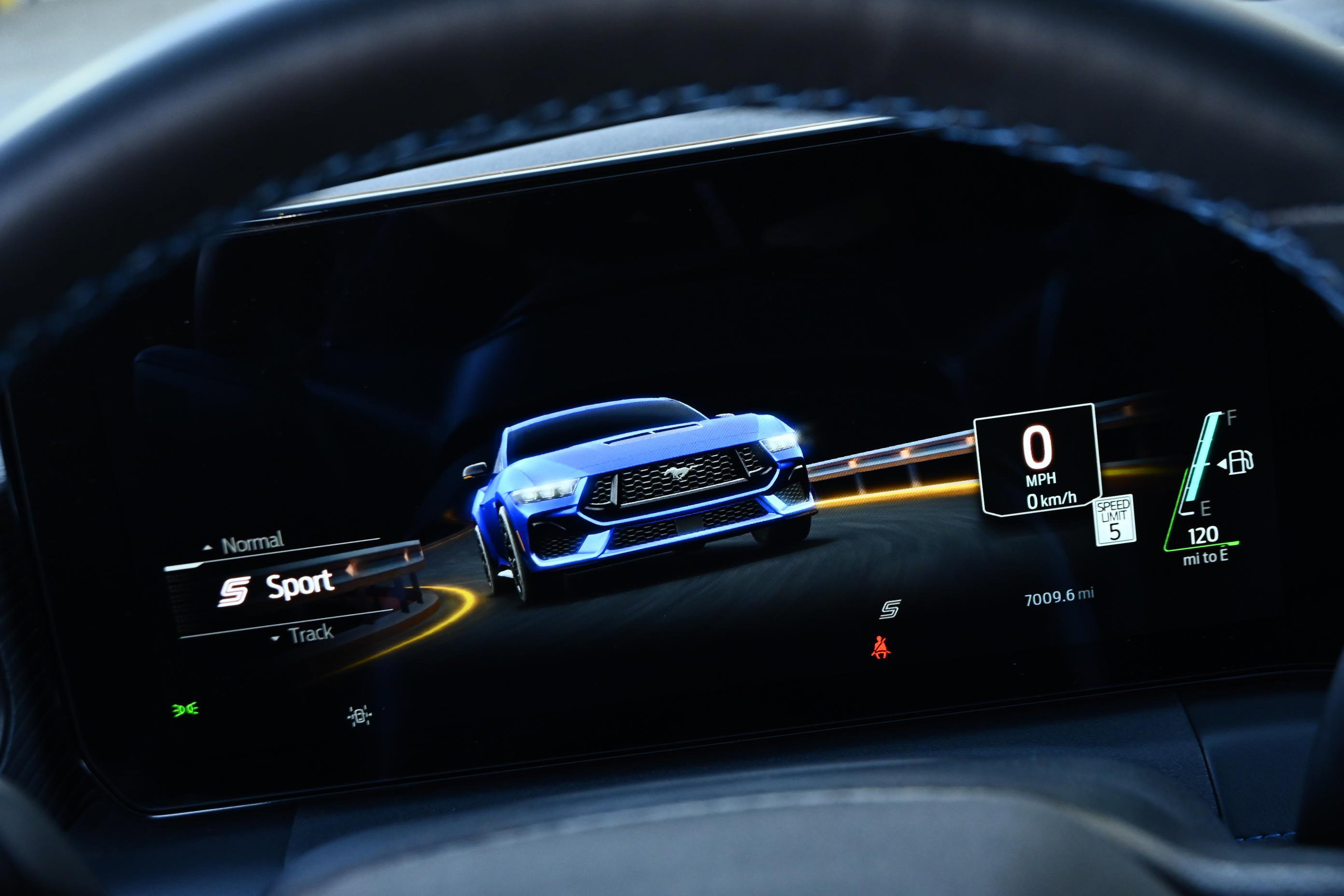 Used 2025 Ford Mustang Dark Horse image 43