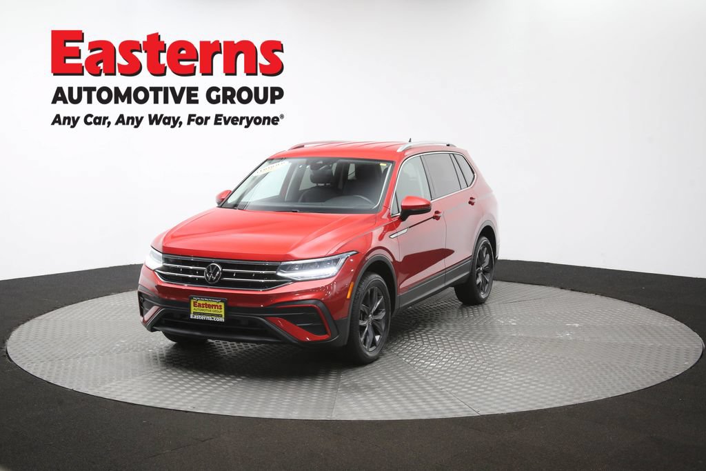 Used 2023 Volkswagen Tiguan SE AWD/4WD image 52