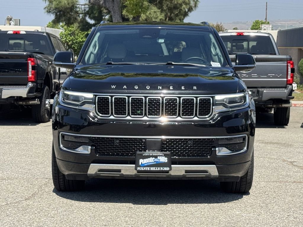 Used 2024 Jeep Wagoneer Series III image 2