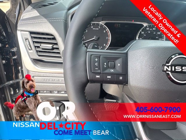 New 2027 Nissan Rogue Dark Armor FWD image 17