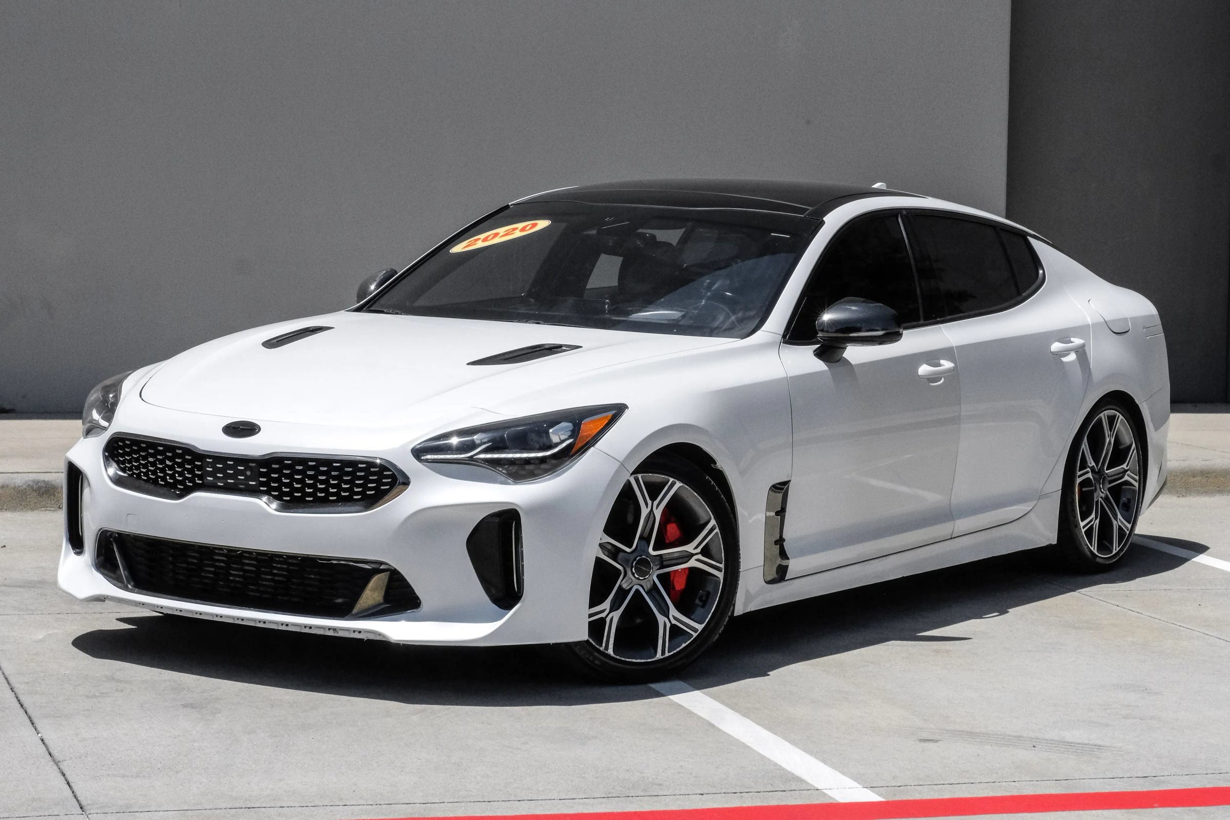 Used 2020 Kia Stinger GT2 AWD/4WD image 13