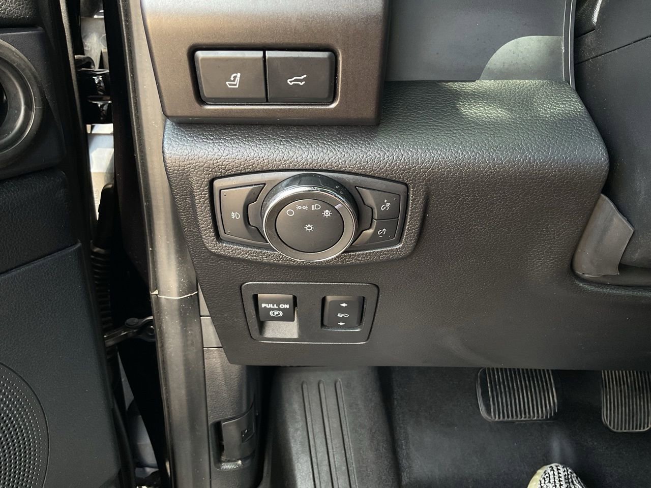 Used 2021 Ford Expedition Max Limited AWD/4WD image 24