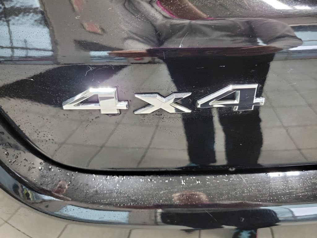 Used 2023 Jeep Compass Latitude AWD/4WD image 11