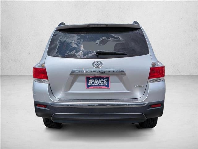 Used 2012 Toyota Highlander Limited w/ Tow Pkg AWD/4WD image 6