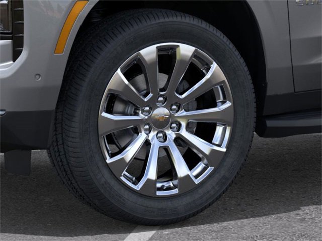 New 2026 Chevrolet Suburban Premier image 9