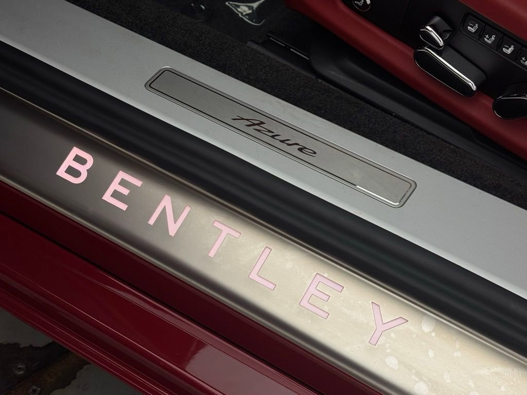 Used 2023 Bentley Continental GT Azure image 10