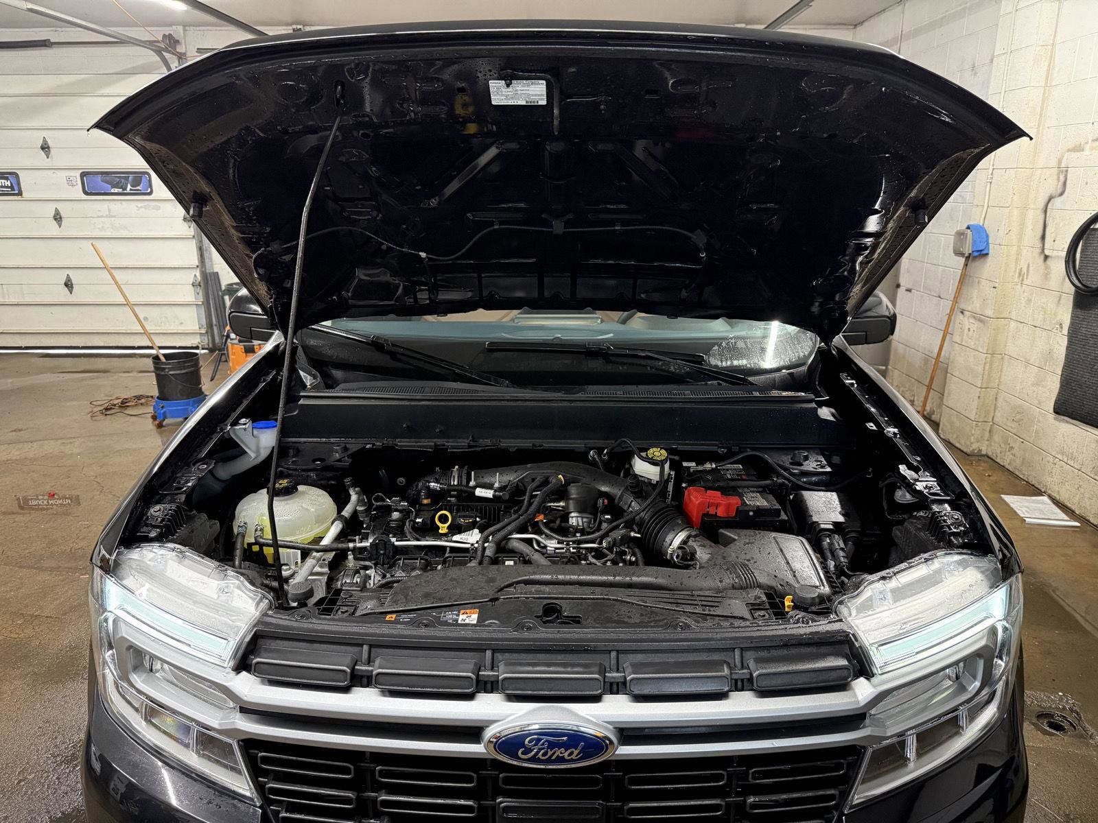 Used 2024 Ford Maverick Lariat w/ 4K Tow Package AWD/4WD image 30