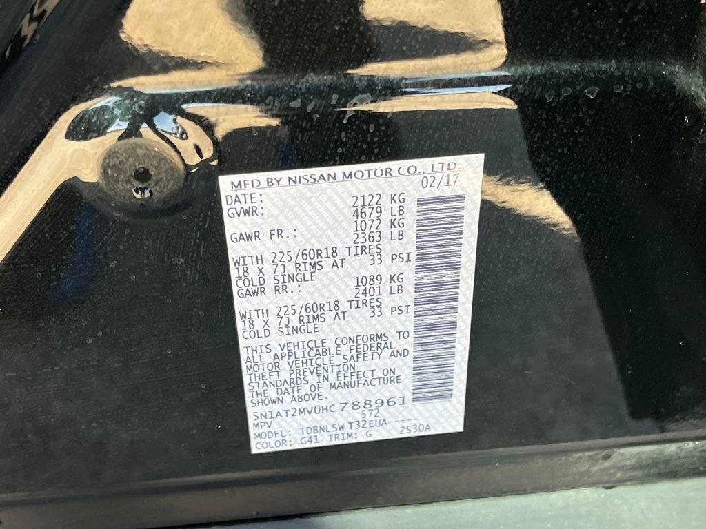 Used 2017 Nissan Rogue SL w/ SL Premium Package image 35