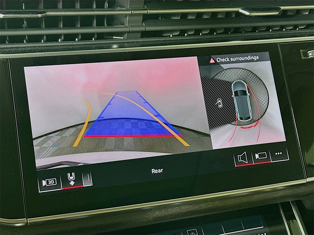 Used 2025 Audi Q8 Premium Plus w/ Premium Plus Package image 23