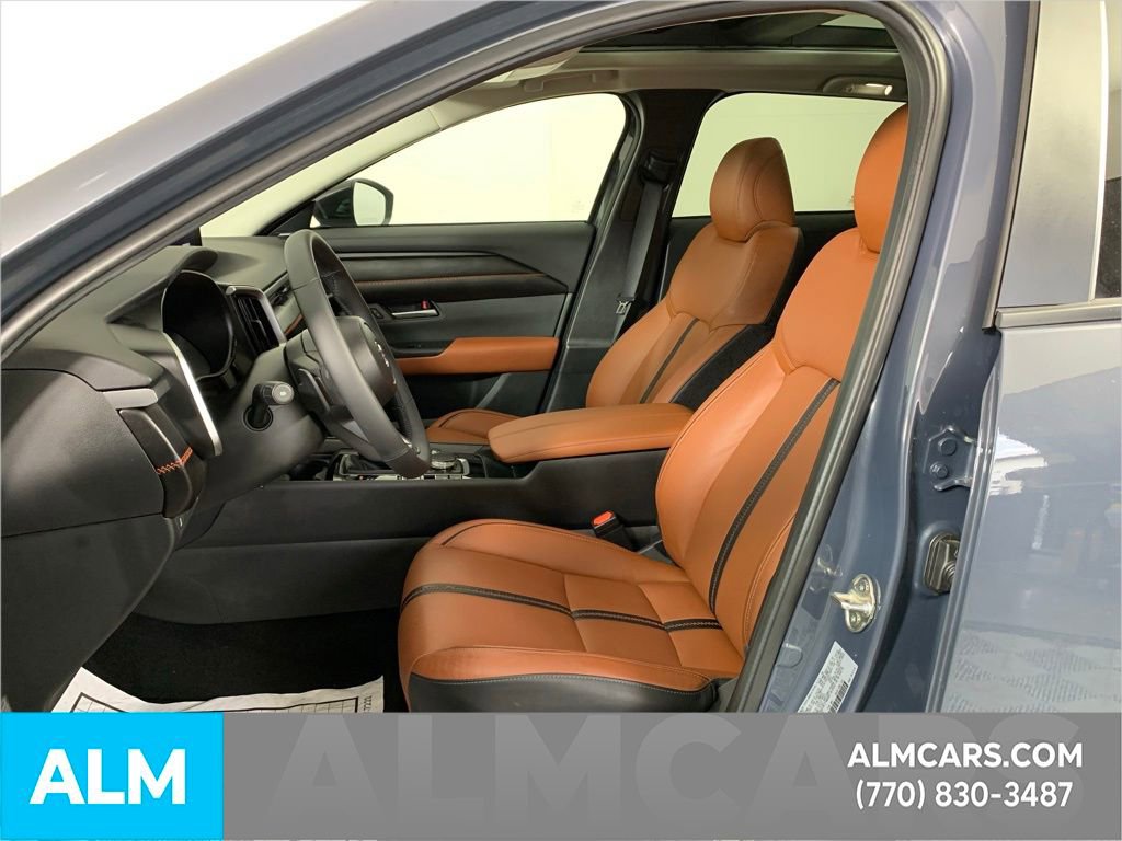 Used 2025 MAZDA CX-50 Meridian Edition w/ Apex Package image 15