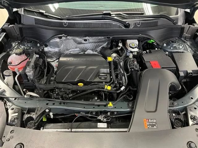 New 2026 Chevrolet Trax LT w/ Driver Confidence Package FWD image 28