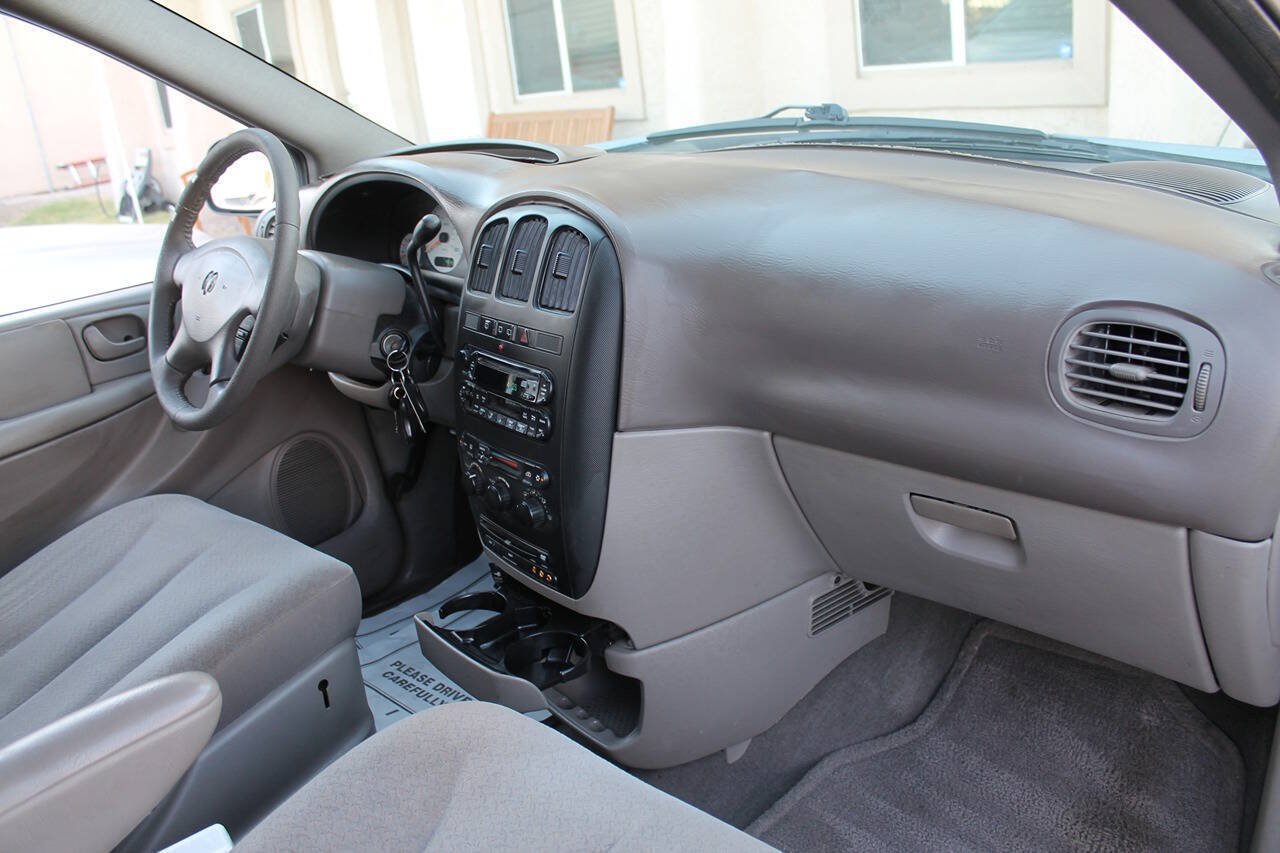 Used 2003 Dodge Grand Caravan Sport FWD image 33