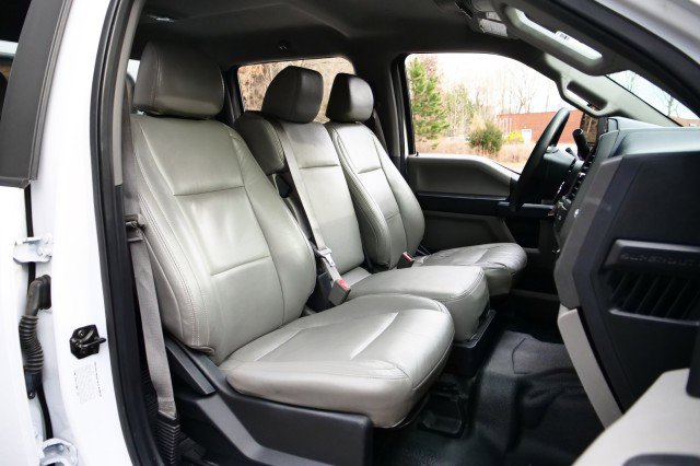 Used 2019 Ford F550 XL / DRW / Knapheide KUV / V8 image 38