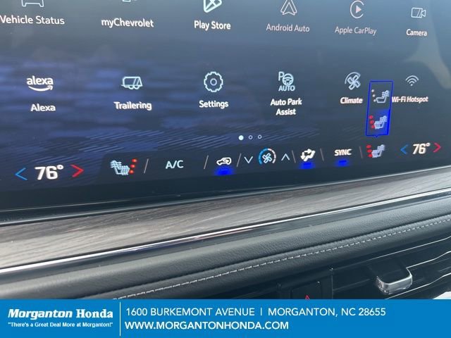 Used 2025 Chevrolet Suburban Z71 w/ Comfort Package image 25