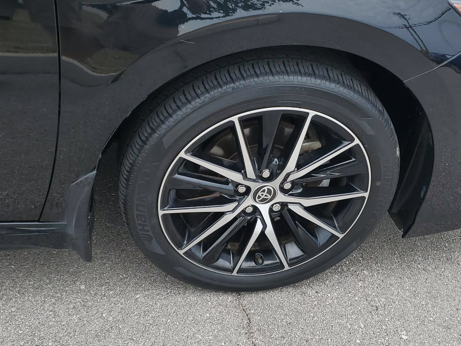 Certified 2023 Toyota Camry SE AWD/4WD image 6