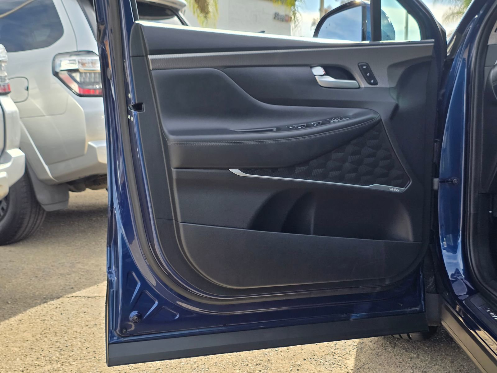 Used 2020 Hyundai Santa Fe Limited image 21