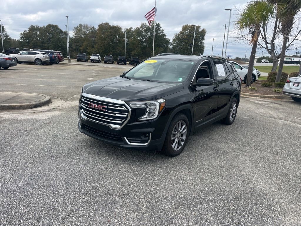 Used 2022 GMC Terrain SLT image 3