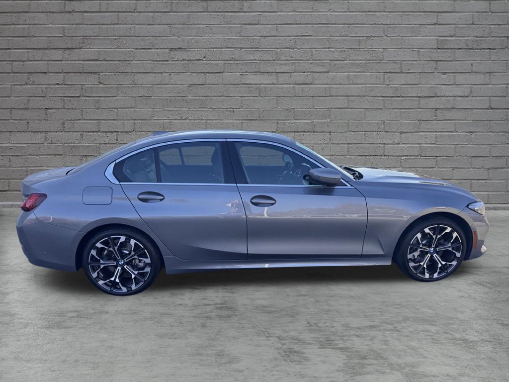 Used 2026 BMW 330i xDrive Sedan AWD/4WD image 9