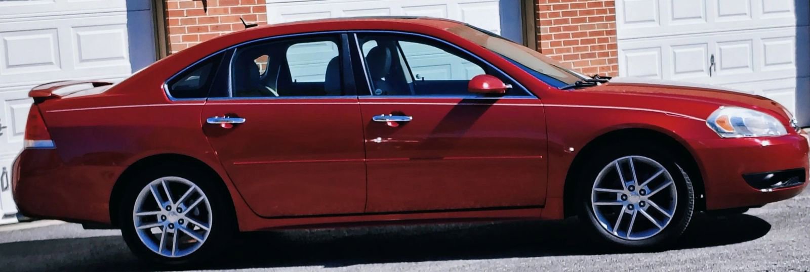 Used 2013 Chevrolet Impala LTZ image 2