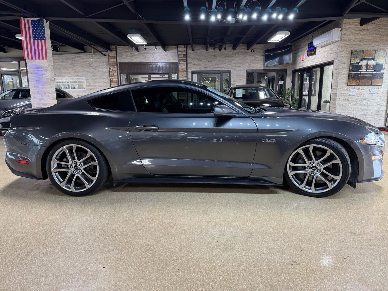 Used 2019 Ford Mustang GT Premium RWD image 8