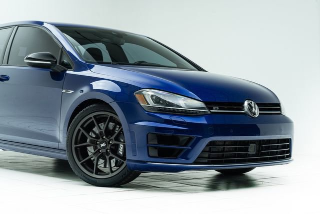 Used 2017 Volkswagen Golf 4-Door image 4