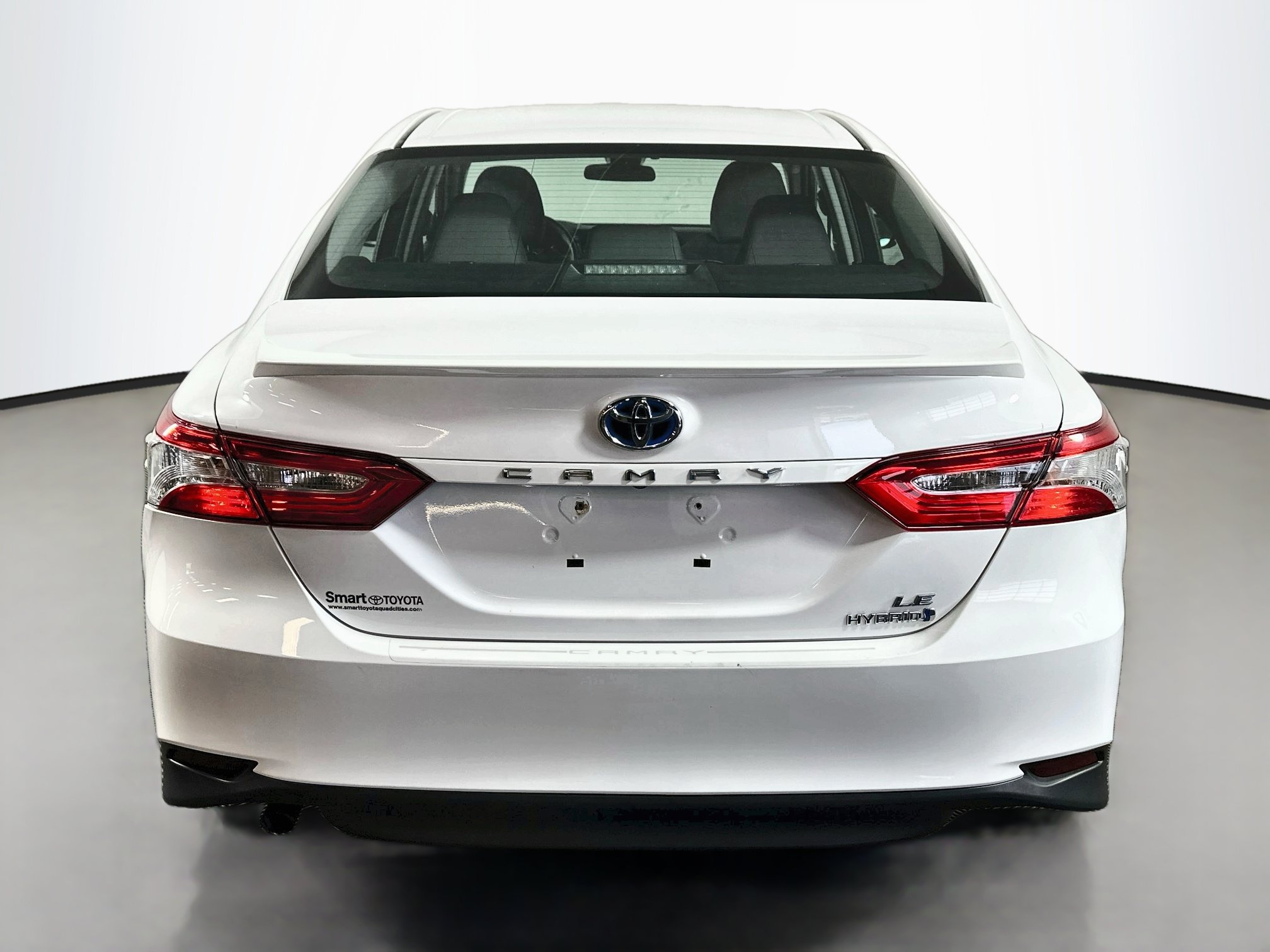 Used 2018 Toyota Camry LE FWD image 6
