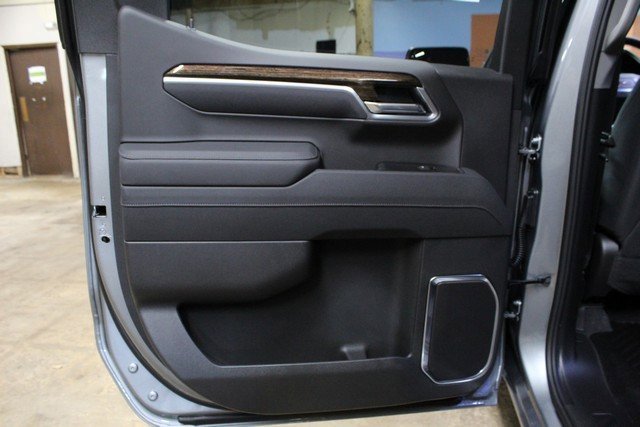 New 2026 GMC Sierra 1500 Elevation image 13