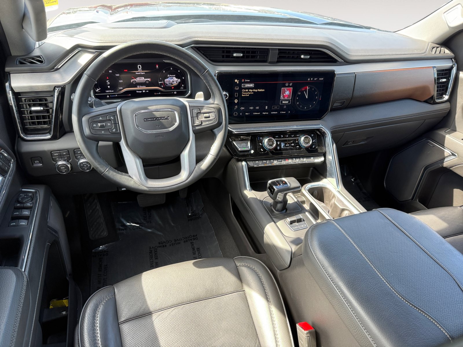 Used 2023 GMC Sierra 1500 Denali w/ Denali Reserve Package AWD/4WD image 15