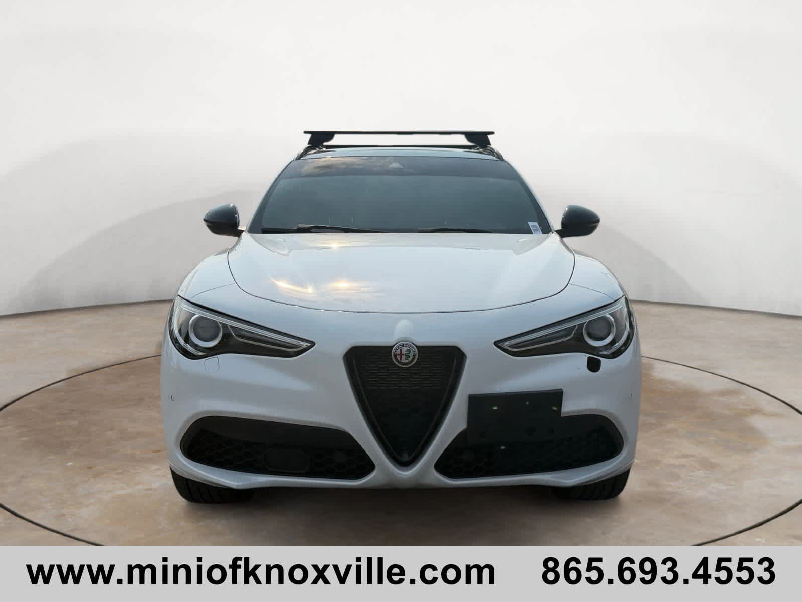 Used 2022 Alfa Romeo Stelvio Veloce AWD/4WD image 8
