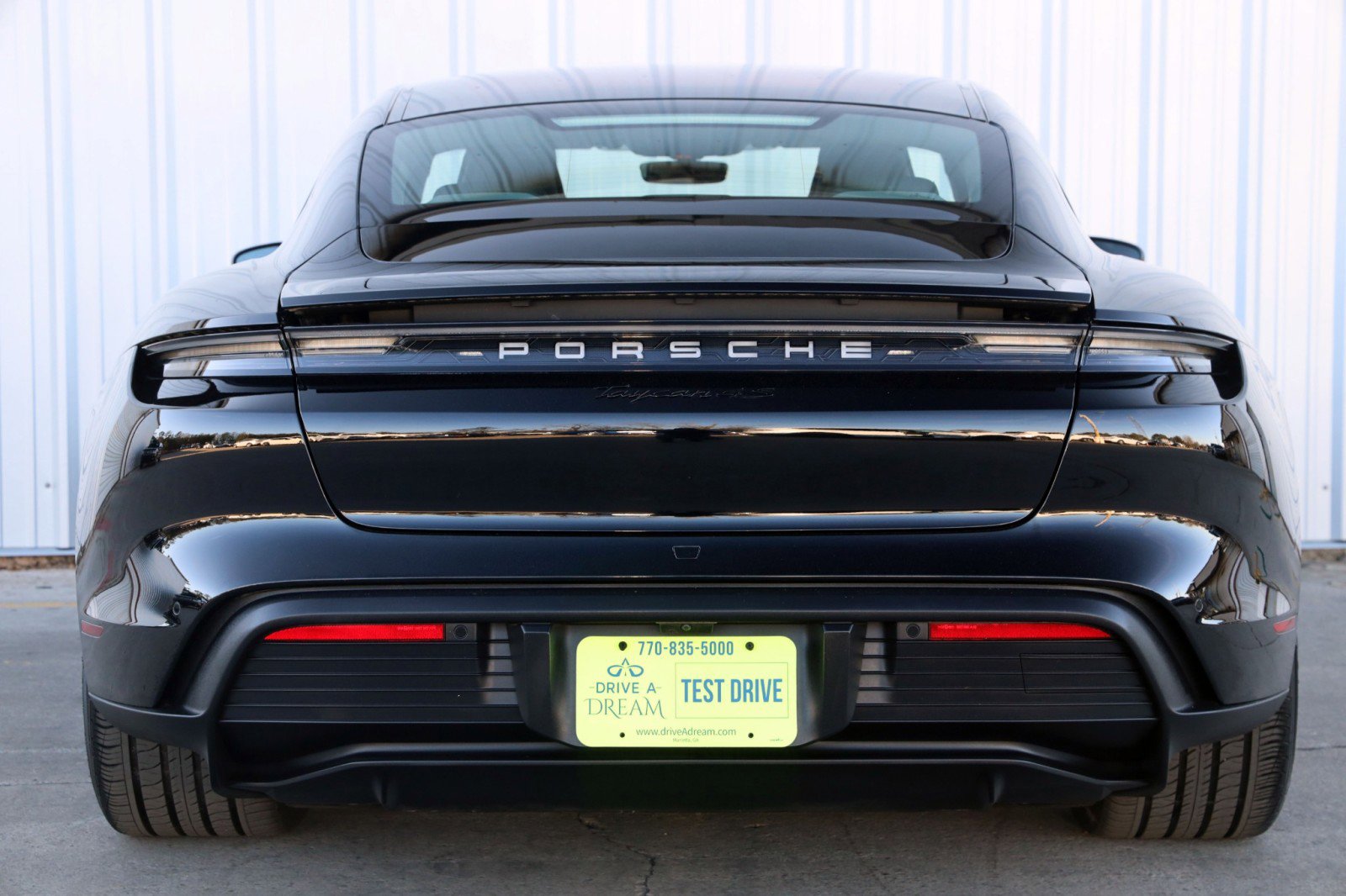 Used 2020 Porsche Taycan 4S image 11