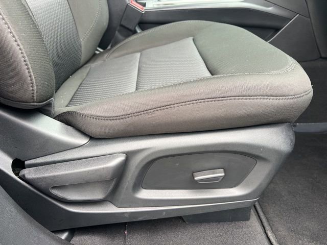 Used 2024 Ford Explorer XLT image 12