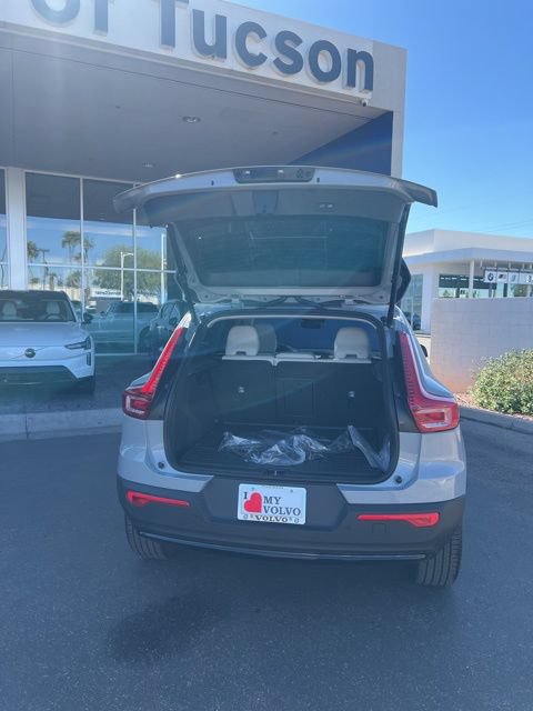 New 2026 Volvo XC40 B5 Ultra w/ Climate Package AWD/4WD image 25