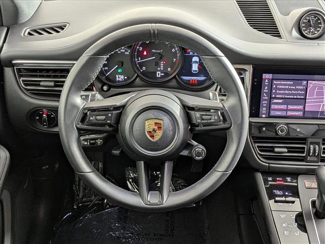 Certified 2025 Porsche Macan Turbo image 15