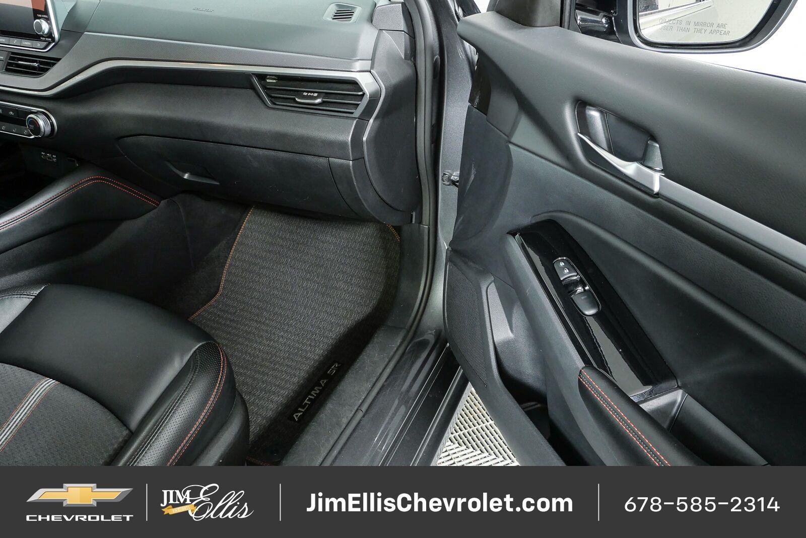Used 2024 Nissan Altima 2.5 SR FWD image 24