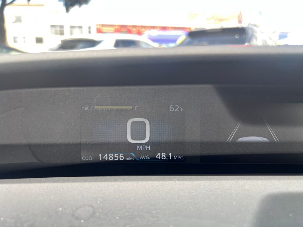 Used 2022 Toyota Prius AWD image 34
