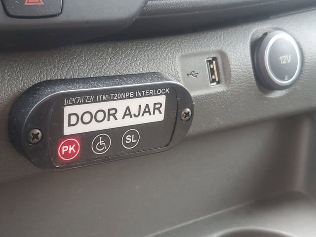 Used 2020 Ford Transit 350 XL image 19