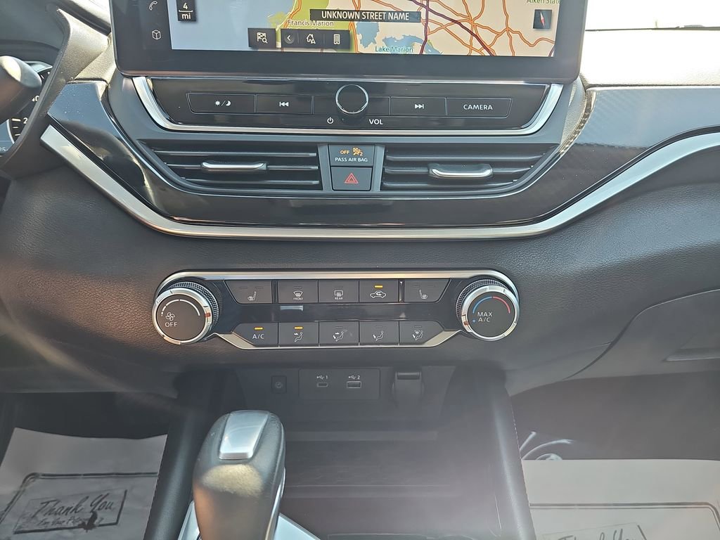 Used 2024 Nissan Altima 2.5 SR w/ SR Premium Package image 28