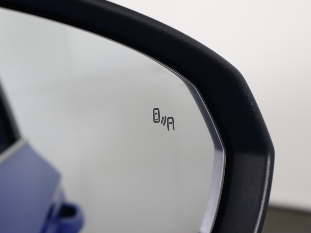 Used 2022 Volkswagen Taos SEL image 38