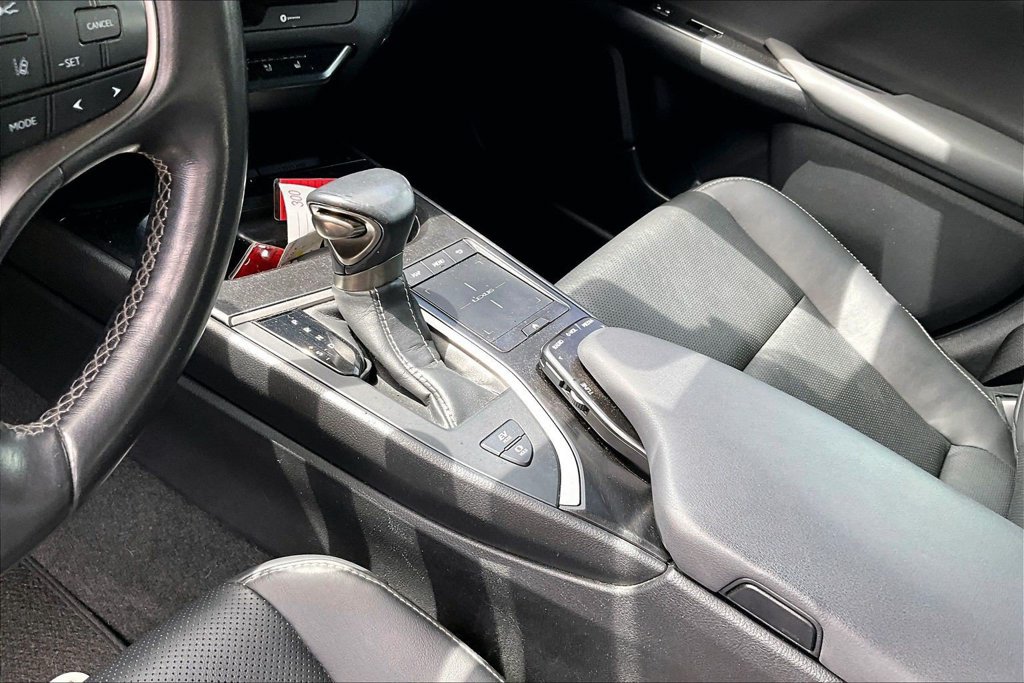 Used 2019 Lexus UX 250h AWD/4WD image 10