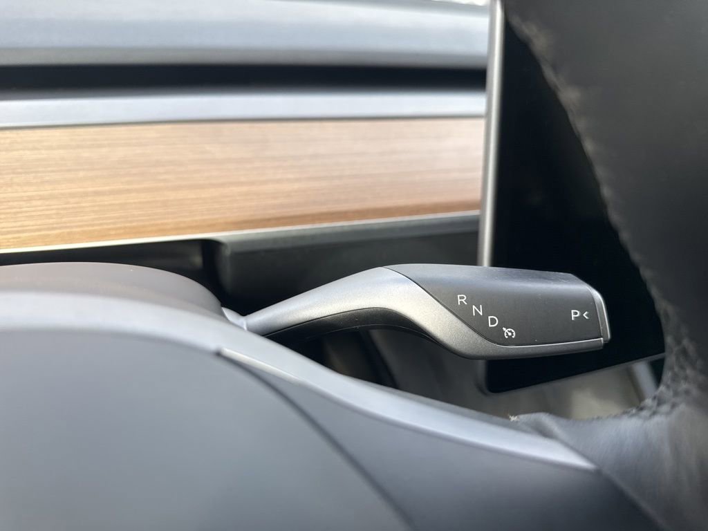 Used 2022 Tesla Model Y Performance image 18