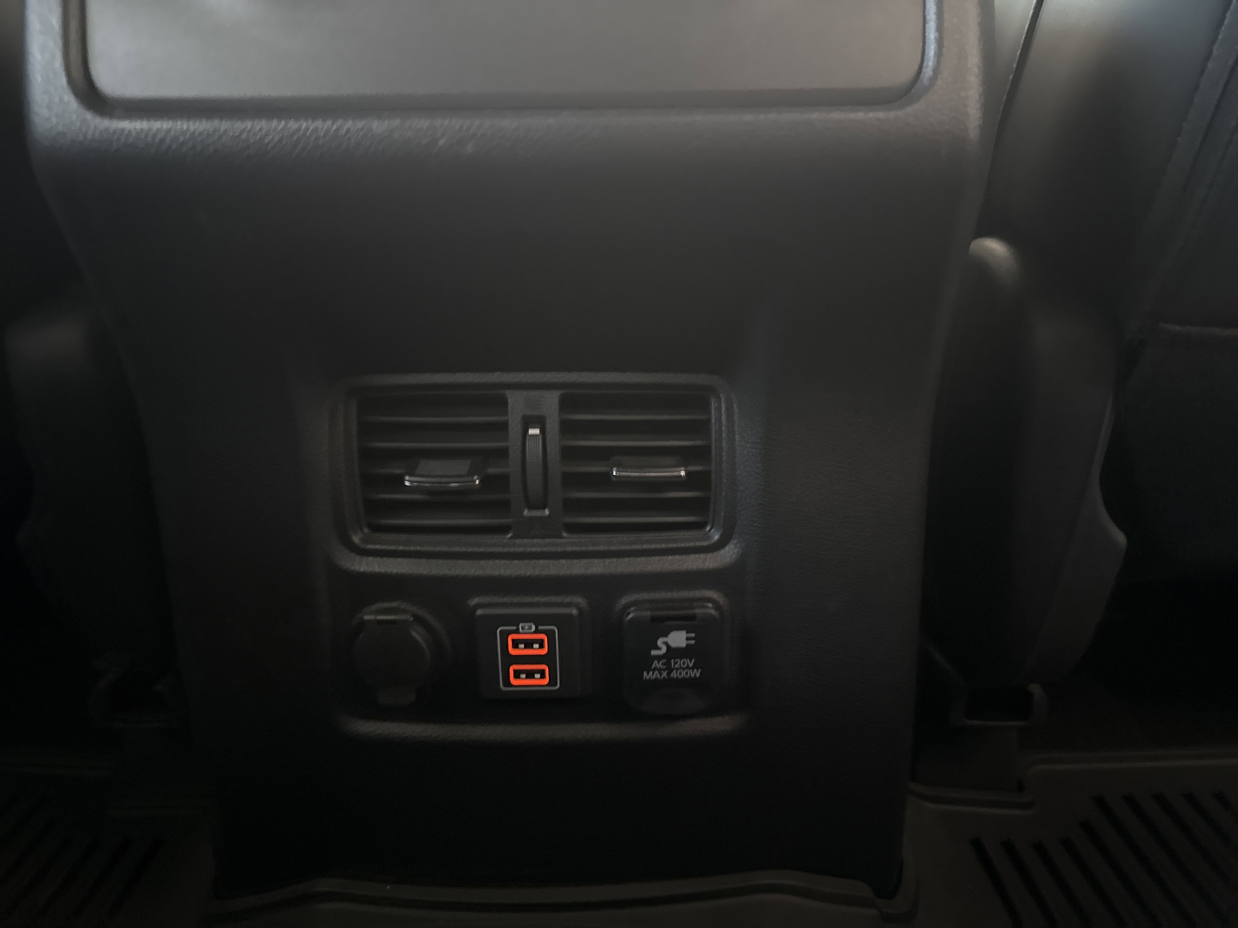 Used 2024 Nissan Titan PRO-4X w/ Off Road Protection Package image 16