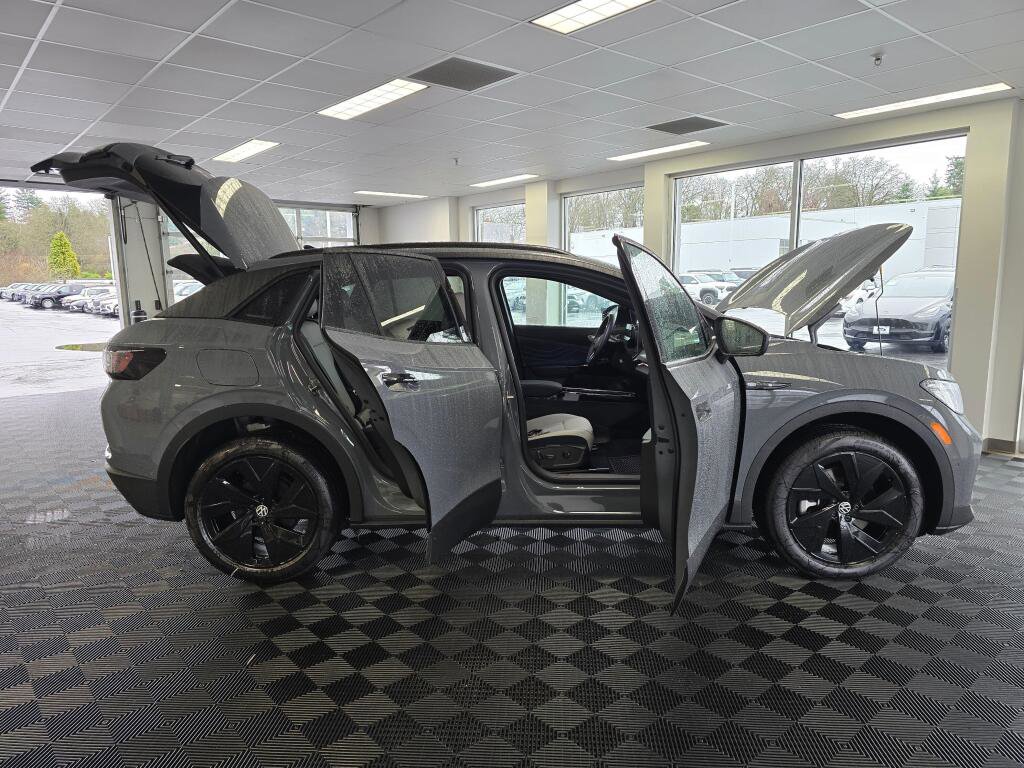 New 2026 Volkswagen ID.4 Pro S AWD/4WD image 14