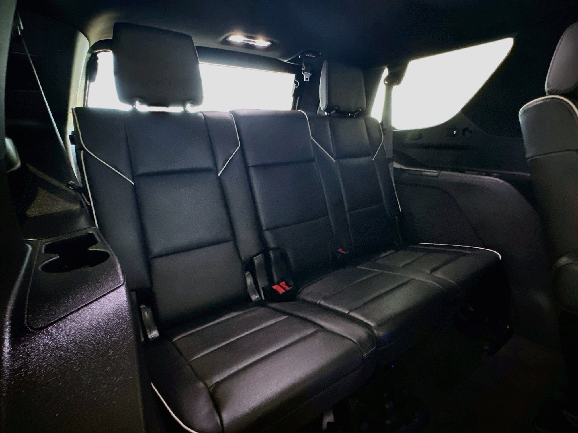 Certified 2024 Cadillac Escalade Premium Luxury AWD/4WD image 29