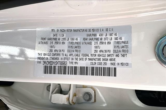 Used 2025 MAZDA CX-30 AWD 2.5 S w/ Premium Package image 16