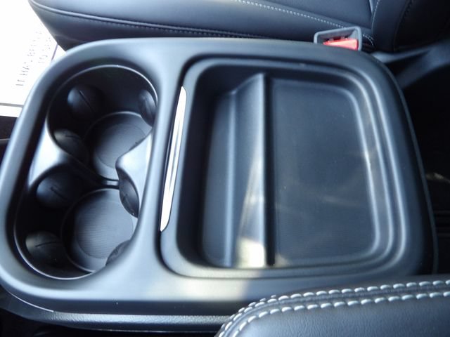 New 2027 Chrysler Pacifica Select FWD image 30